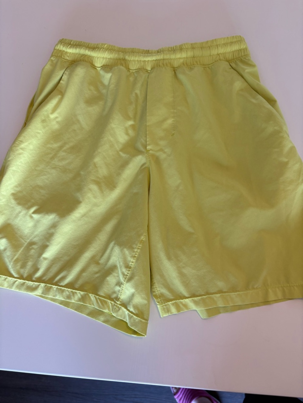 Lululemon pace breaker 7”‎ linerless electric lemon size small